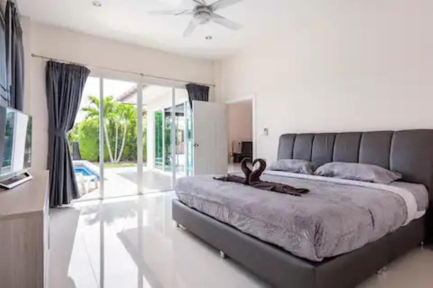 Luxury 3 Bed Pool Villa Banhuajjaj Kültér fotó