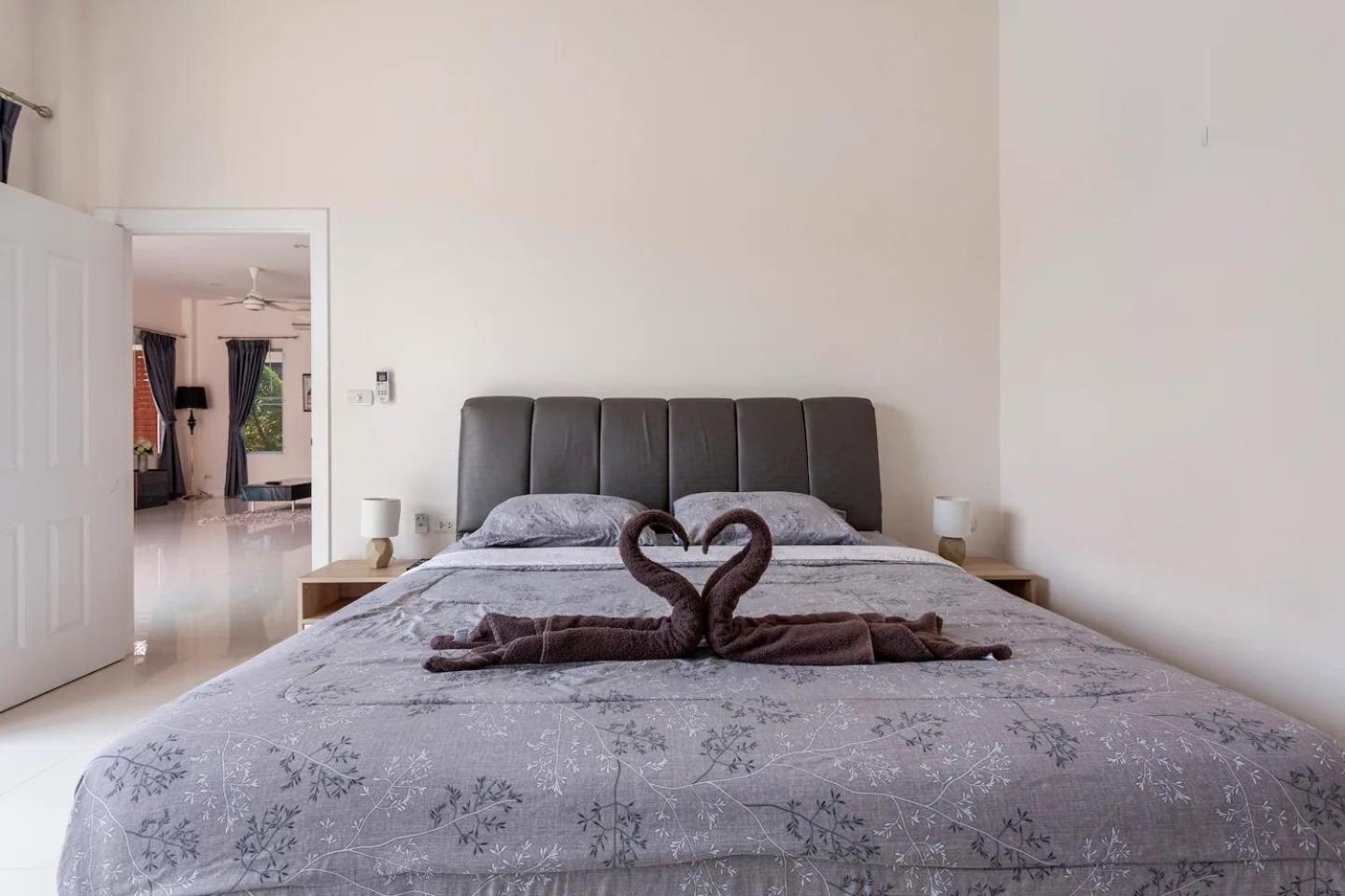 Luxury 3 Bed Pool Villa Banhuajjaj Kültér fotó